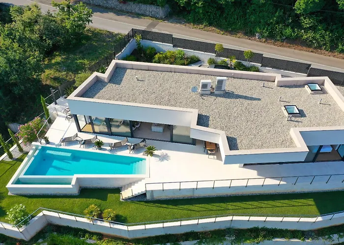 Villa Agapanthus Veprinac