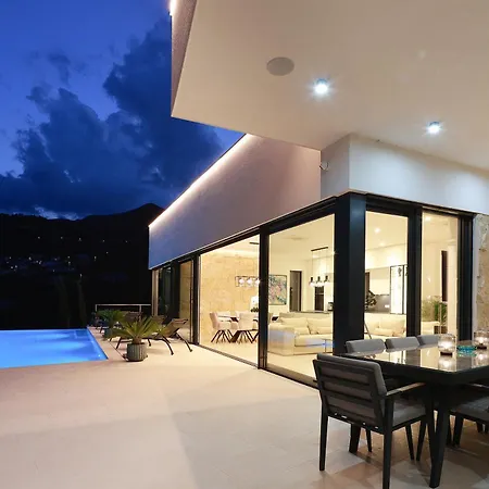 Vilă Agapanthus Veprinac