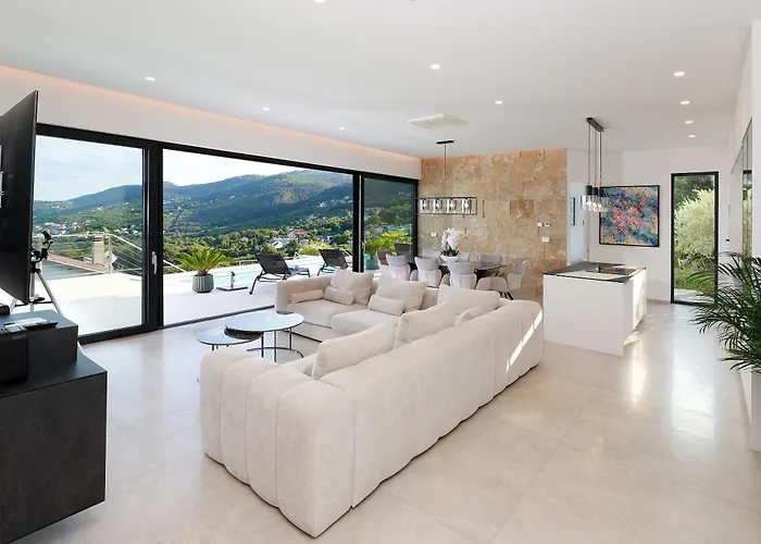 Agapanthus Villa Veprinac